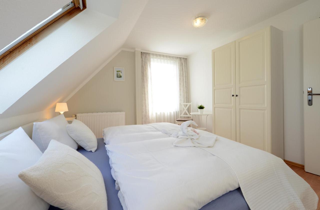 Ferienhaus Fuer 8 Personen Mit Kamin & Terrasse Больтенгаген Екстер'єр фото